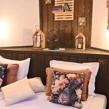 Διαμέρισμα 4 Bdr House Monument Of Culture & Architecture By Flat Mаnаger *