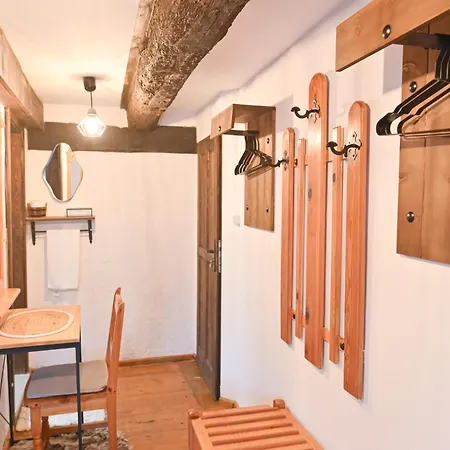 4 Bdr House Monument Of Culture & Architecture By Flat Mаnаger Apartment Bansko